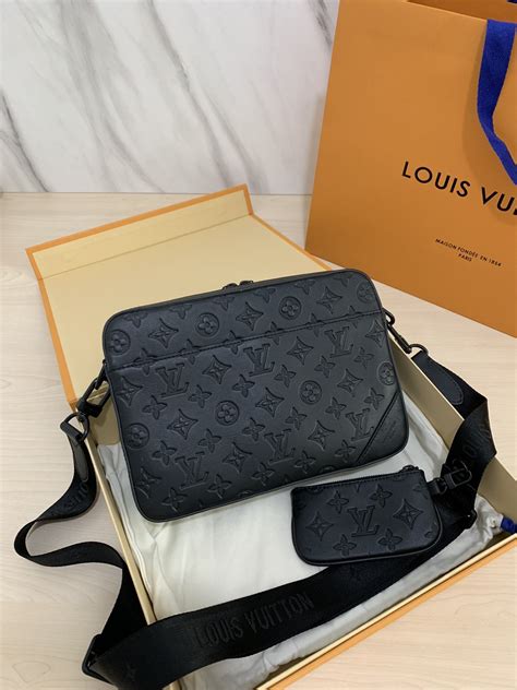 messenger lv|lv messenger bag price.